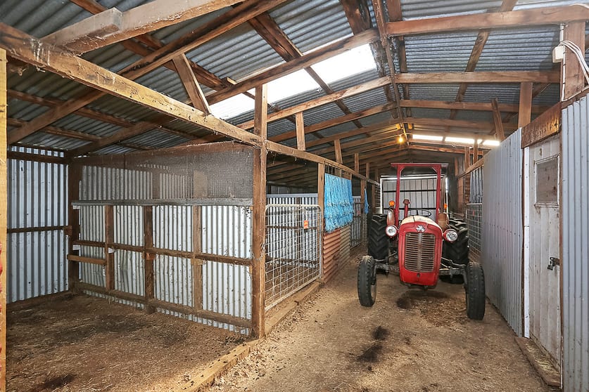 Click to view all images 795 Colac-Ballarat Road Ondit VIC 3249 - Image 3