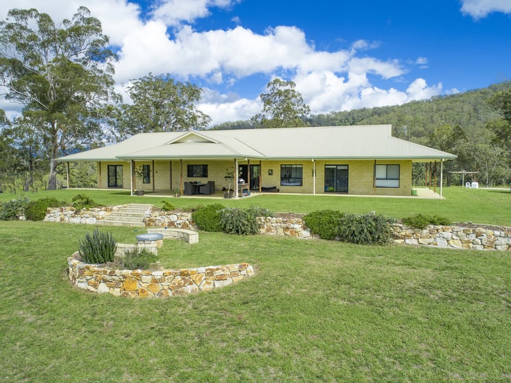 Click to view all images 842 Comboyne Road Byabarra NSW 2446 - Image 2