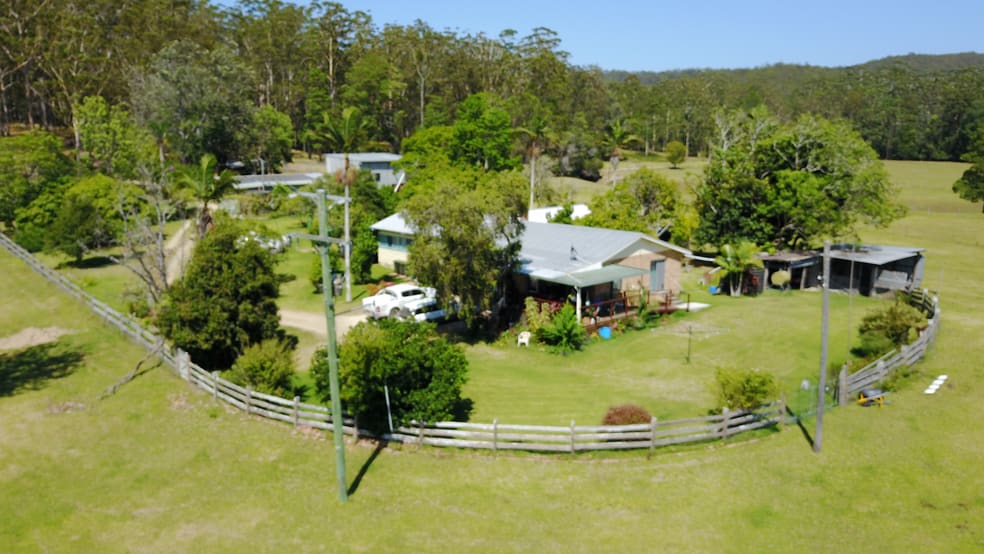 Click to view all images 484 Blackbutt Road, Herons Creek NSW 2439 - Image 2