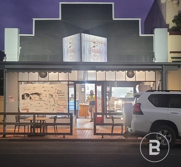 Click to view all images 114 Woods Street (sunraysia Highway) Donald VIC 3480 - Image 1