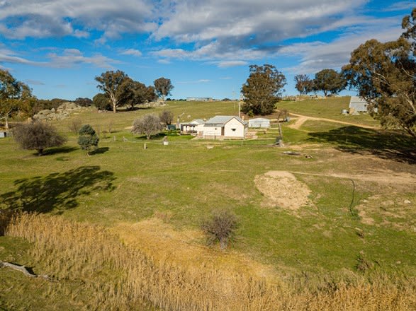 Click to view all images 827 Jerrara Road Crookwell NSW 2583 - Image 1