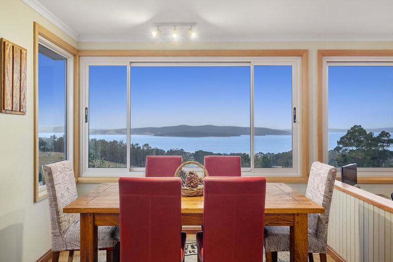 Click to view all images 70 Gumpits Road Birchs Bay TAS 7162 - Image 3