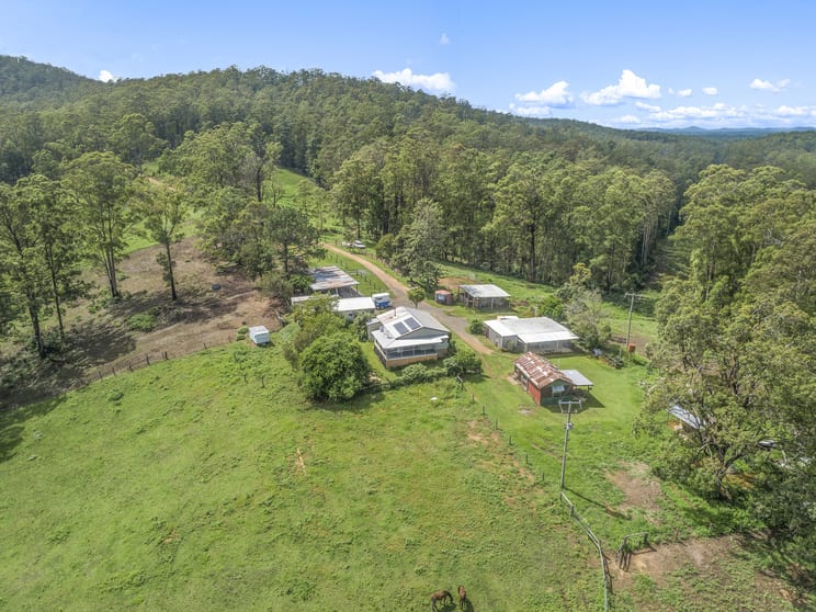 Click to view all images 334 Crows Road, Frazers Creek via Beechwood NSW 2446 - Image 2