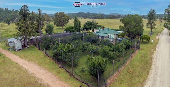 Click to view all images 272 Baltimore Loop Road Ashford NSW 2361 - Image 2