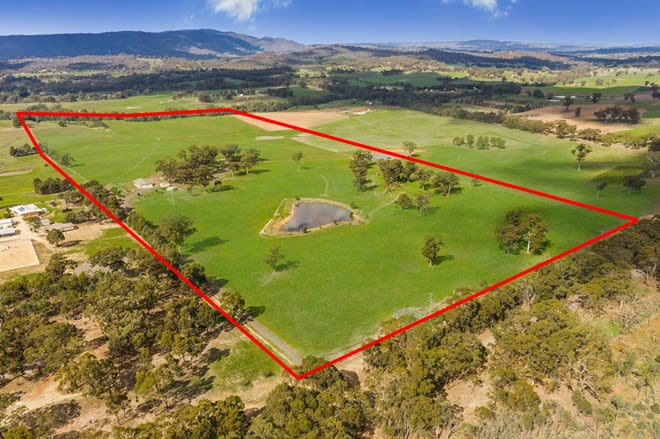 Click to view all images 50 Ashes Bridge Road Tallarook VIC 3659 - Image 2