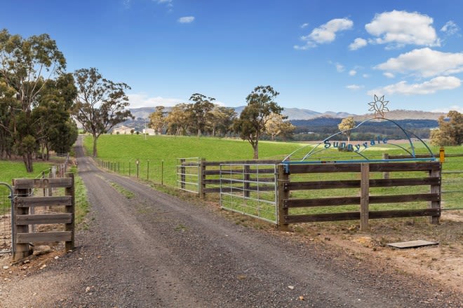 Click to view all images 50 Ashes Bridge Road Tallarook VIC 3659 - Image 3