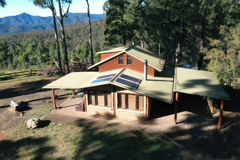 Click to view all images 998 Ponsford Road Comboyne NSW 2429 - Image 2