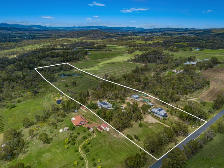 Click to view all images 311 Stabiles Rd Glen Aplin QLD 4381 - Image 1