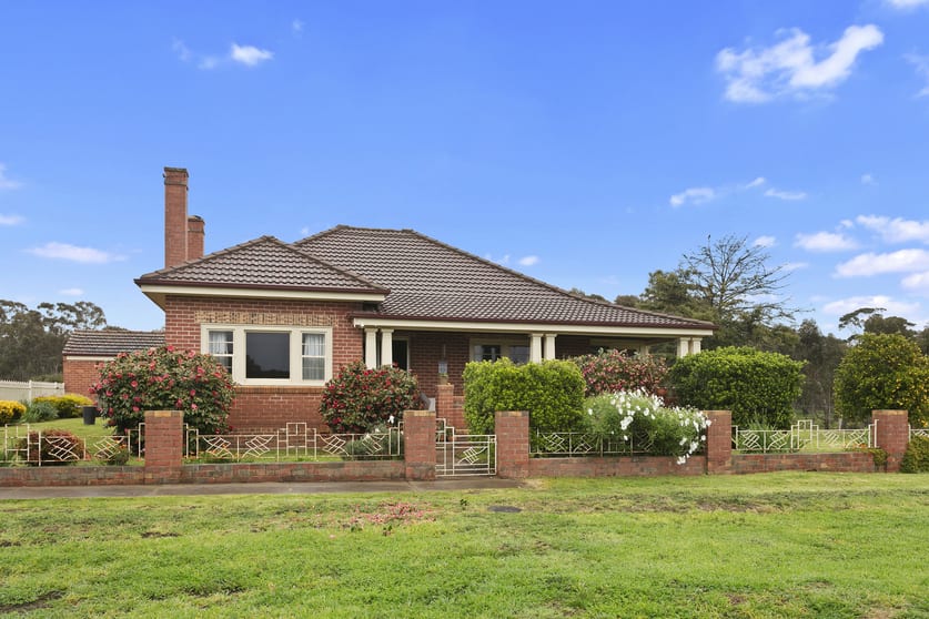 Click to view all images 942 Sedgwick Road Sedgwick VIC 3551 - Image 2