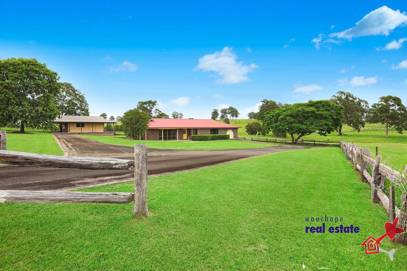 Click to view all images 285 Rosewood Road Rosewood NSW 2446 - Image 2