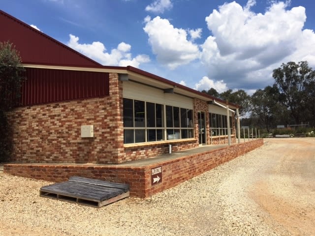 Click to view all images 1-2 Boundary Road Corryong VIC 3707 - Image 2
