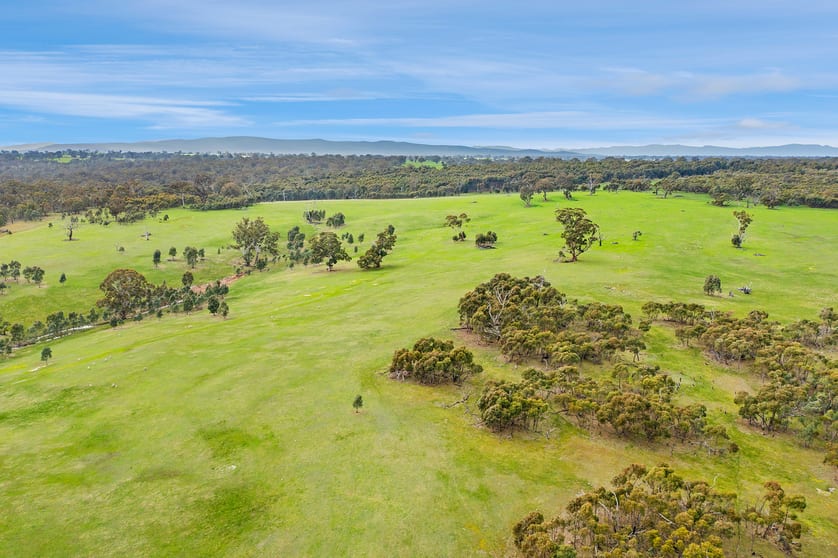 Click to view all images Smiths Road Balmoral VIC 3407 - Image 3