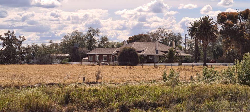 Click to view all images 3739 Loddon Valley Highway Kerang VIC 3579 - Image 1