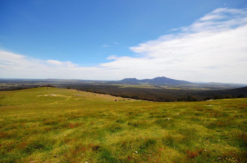 Click to view all images 48b + 48c Saddle Road Buangor VIC 3375 - Image 1