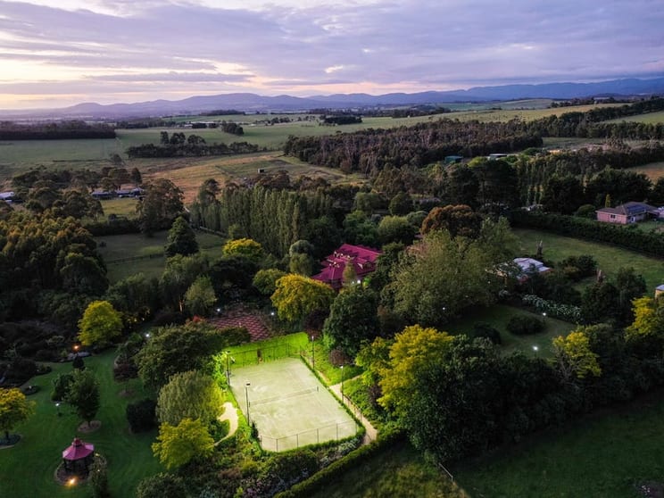 Click to view all images 210 Stock Road Drouin West VIC 3818 - Image 2