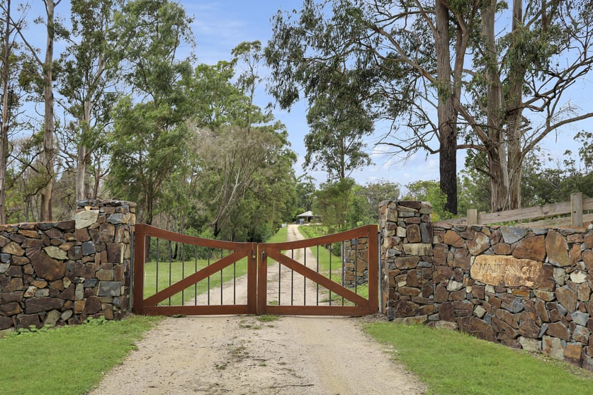 Click to view all images 1472 Genoa - Mallacoota Road Mallacoota VIC 3892 - Image 3