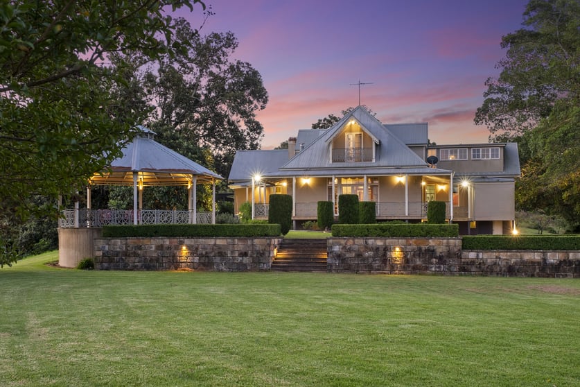 Click to view all images 915 Bells Line of Road Kurrajong Hills NSW 2758 - Image 2