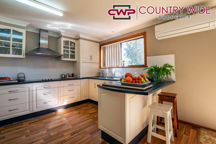 Click to view all images 111 Rodgers Road Glen Innes NSW 2370 - Image 3