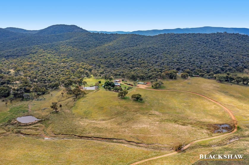 Click to view all images 200 Caseys Road Bredbo NSW 2626 - Image 3