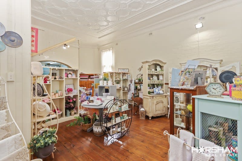 Click to view all images 26 Victoria Street Nhill VIC 3418 - Image 1