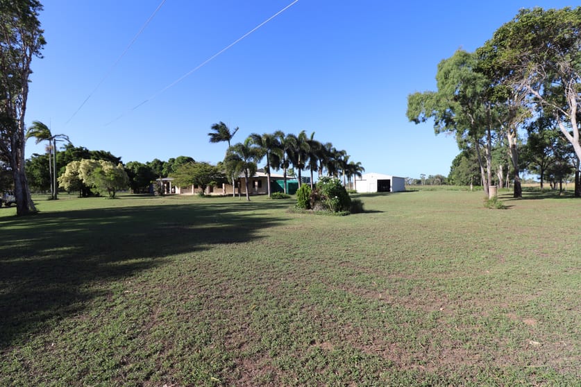 Click to view all images 257 Fieldings Landing Road Rita Island QLD 4807 - Image 3