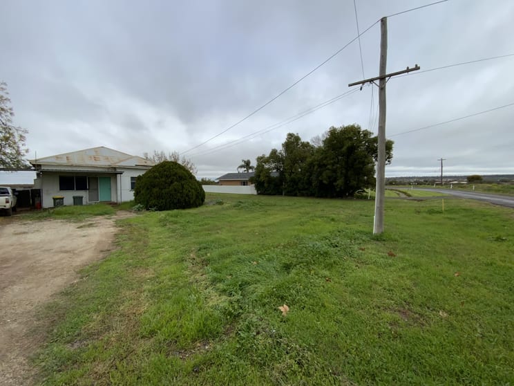 Click to view all images 329 Rossetto Road Bilbul NSW 2680 - Image 3