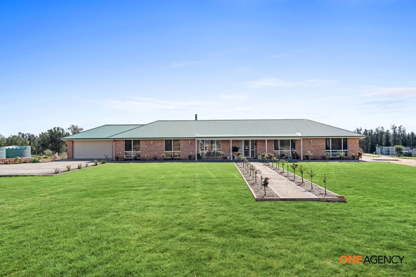 Click to view all images 902A Mitchell Line Of Road Singleton NSW 2330 - Image 1