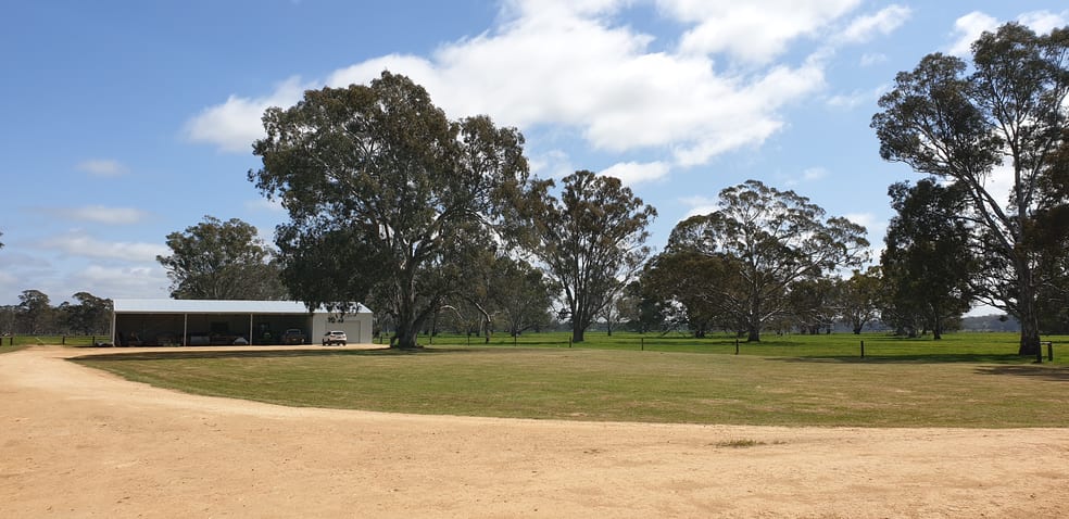 Click to view all images 678 Jones Road Mundulla SA 5270 - Image 2