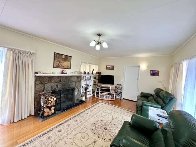 Click to view all images 260 Barrs Road West Mingay VIC 3324 - Image 3