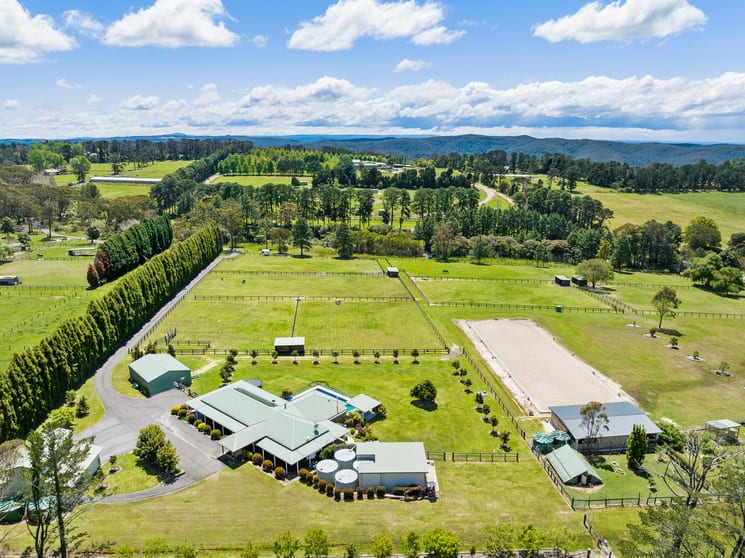 Click to view all images Somersby NSW 2250 - Image 2