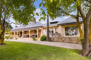 Click to view all images 17 Ravenswood Lane Balhannah SA 5242 - Image 2
