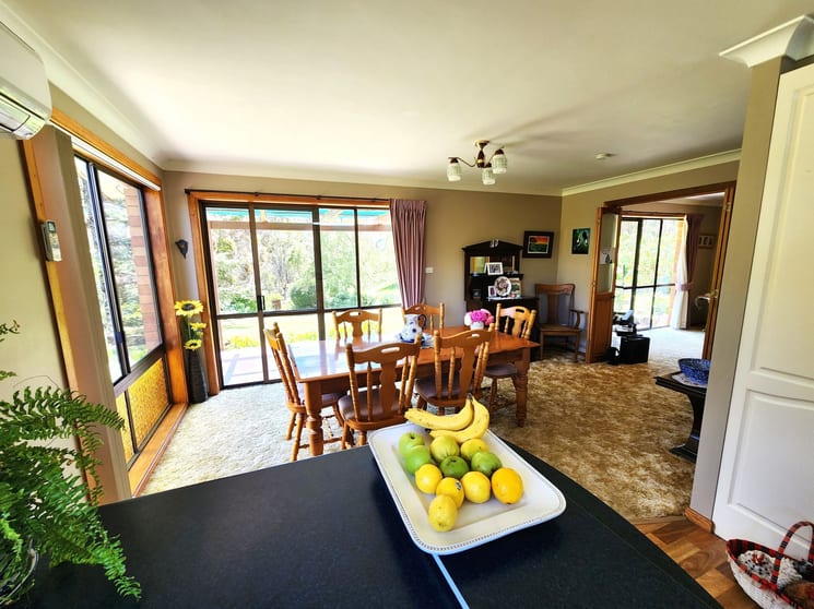 Click to view all images 111 Rodgers Road Glen Innes NSW 2370 - Image 2