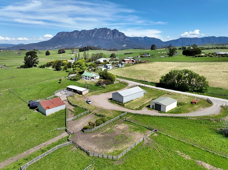 Click to view all images 18 Byards Road West Kentish TAS 7306 - Image 3