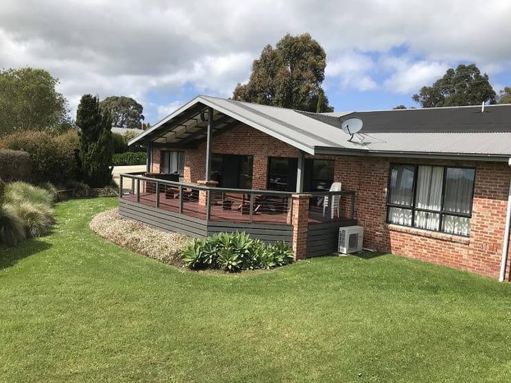 Click to view all images Guest House / B&B business for sale in VIC - Image 3