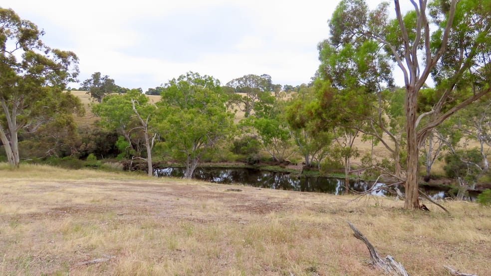 Click to view all images 596 Mostyn Lane Balmoral VIC 3407 - Image 3