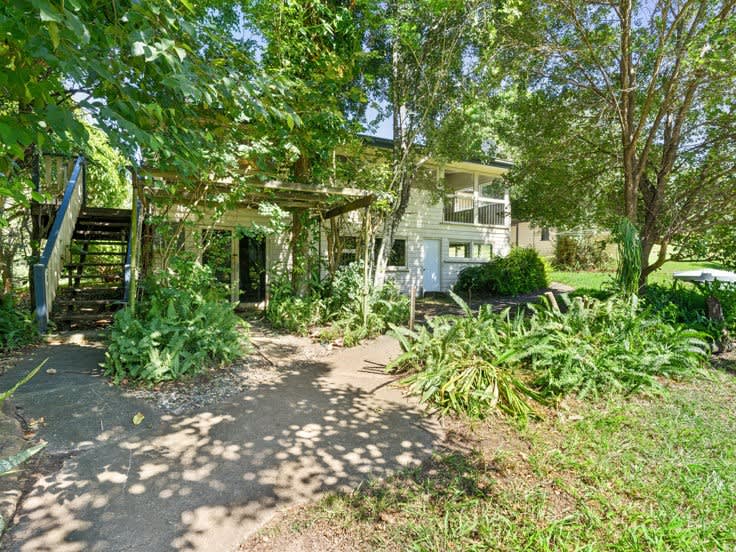Click to view all images 402 Zara Road Zara NSW 2484 - Image 2