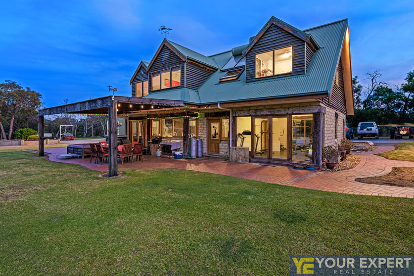 70 Langley Road Cranbourne South VIC 3977 - Image 3