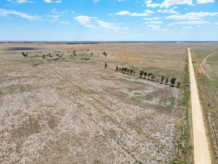 Click to view all images 10 Gillies Road Beauchamp VIC 3579 - Image 2