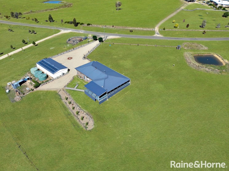 Click to view all images 127 Dananbilla Drive Young NSW 2594 - Image 1