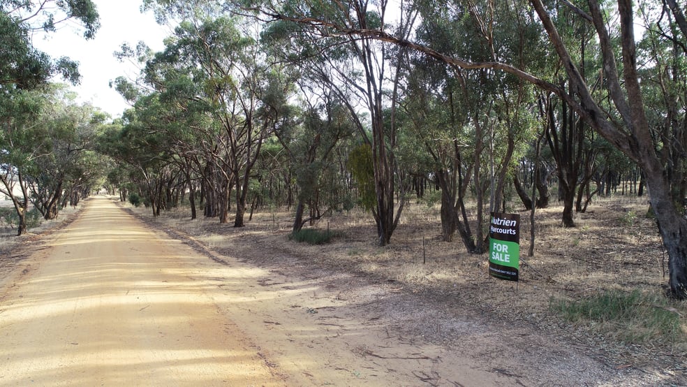 Click to view all images 0 Carapooee Road St Arnaud East VIC 3477 - Image 1
