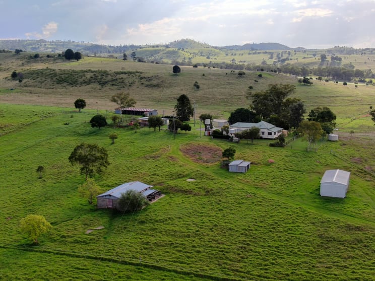 Click to view all images 59 Thornville Range Road Thornville QLD 4352 - Image 1