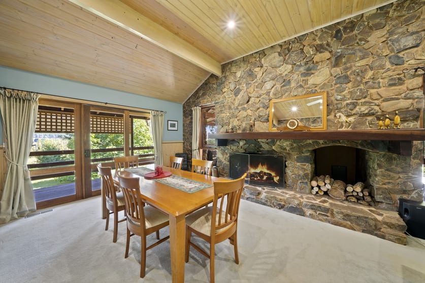 398 Nug Nug Road Myrtleford VIC 3737 - Image 2