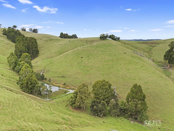 Click to view all images 110 Forresters Road Wooreen VIC 3953 - Image 2
