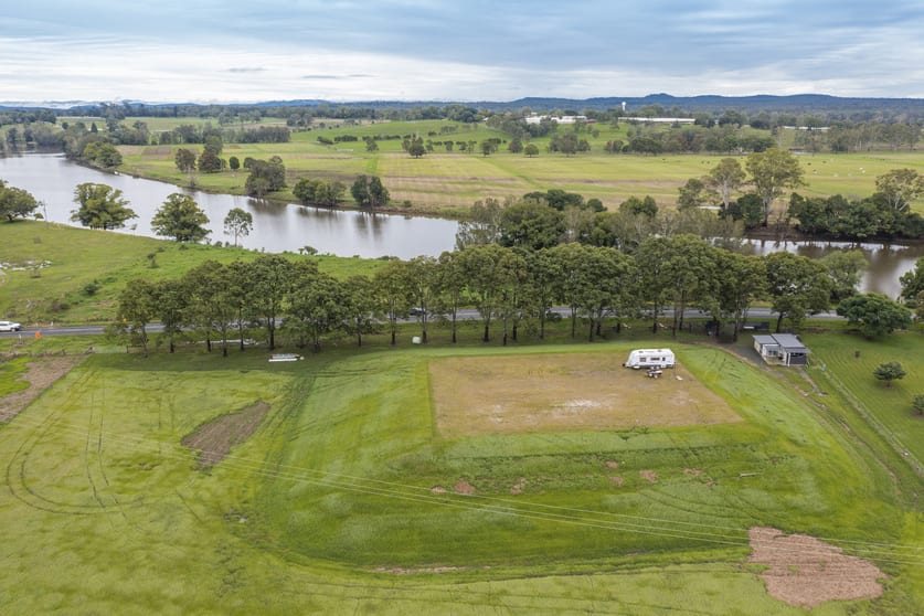 Click to view all images 668 Lawrence Road Southgate NSW 2460 - Image 3