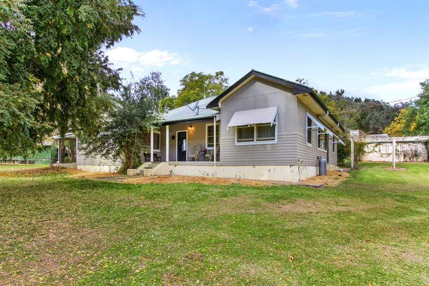 "Spring Valley" 2707 Glen Barra Road Manilla NSW 2346 - Image 1