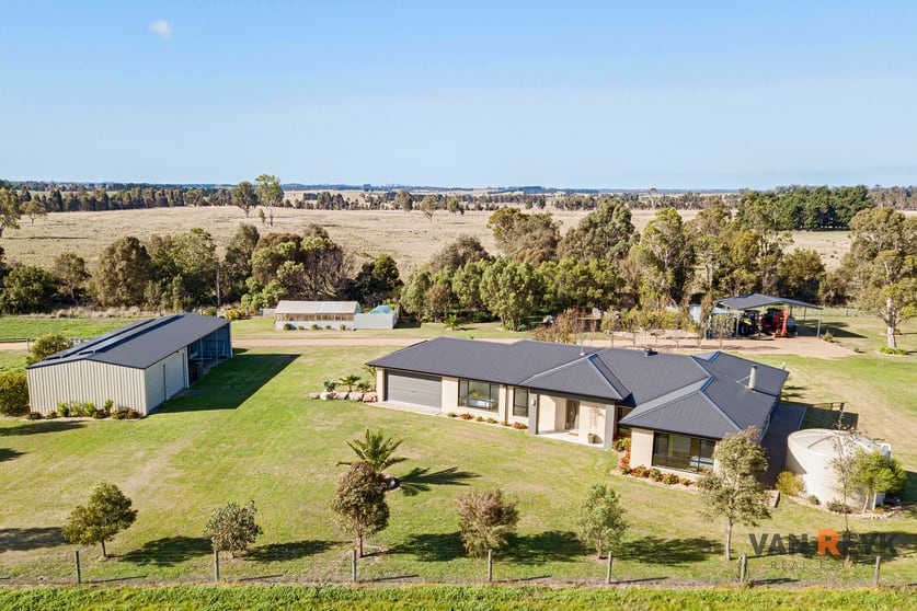 Click to view all images 1735 Bengworden Rd Bengworden VIC 3875 - Image 2
