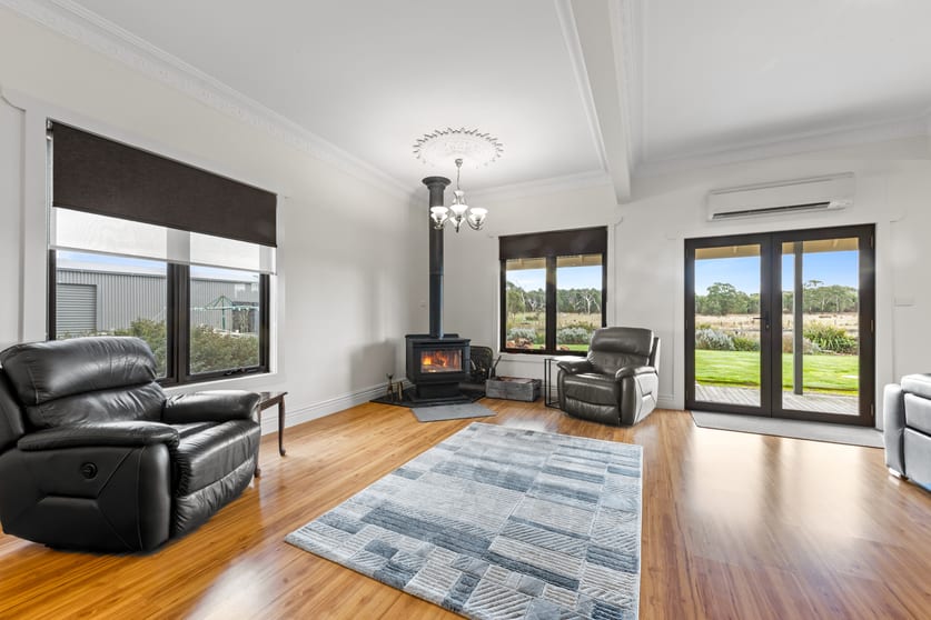 Click to view all images 610 Old Mill Road Bylands VIC 3762 - Image 3