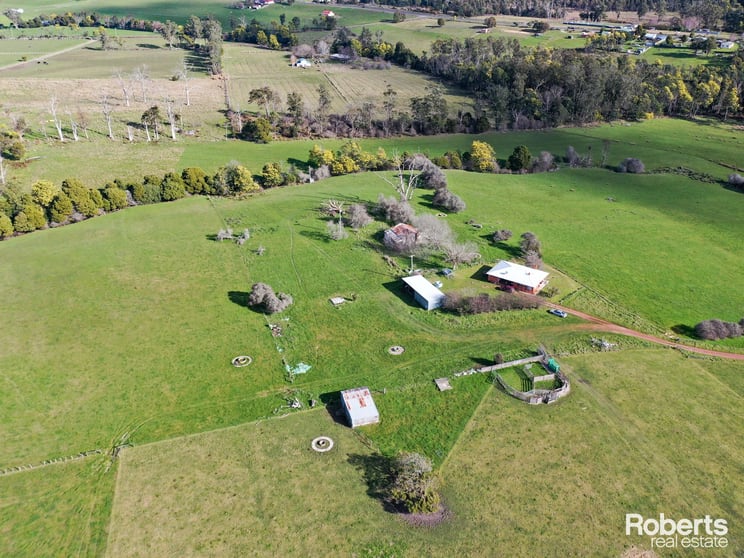 Click to view all images 57 Lightwood Hills Road Beaconsfield TAS 7270 - Image 2