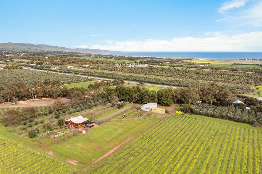 Click to view all images 3737 Main South Road Sellicks Hill SA 5174 - Image 1