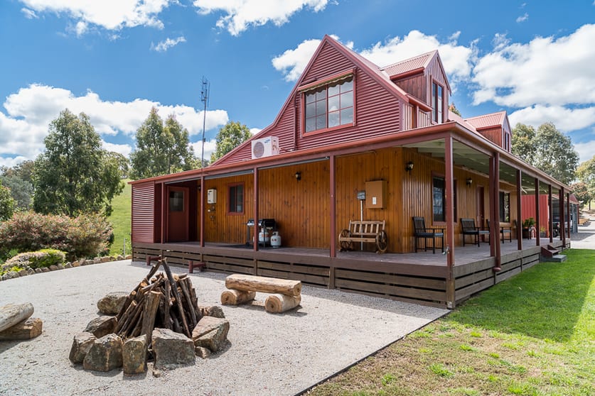 Click to view all images 1835 Kilfeera Road Molyullah VIC 3673 - Image 3